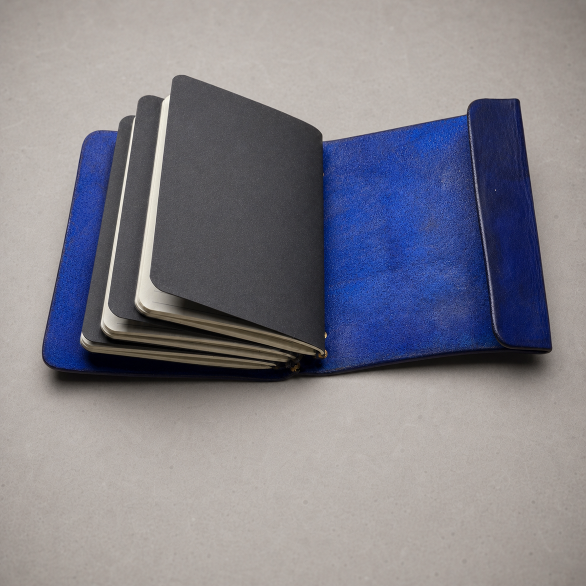 Leather Travel Journal - Spark (A6) - Morpho